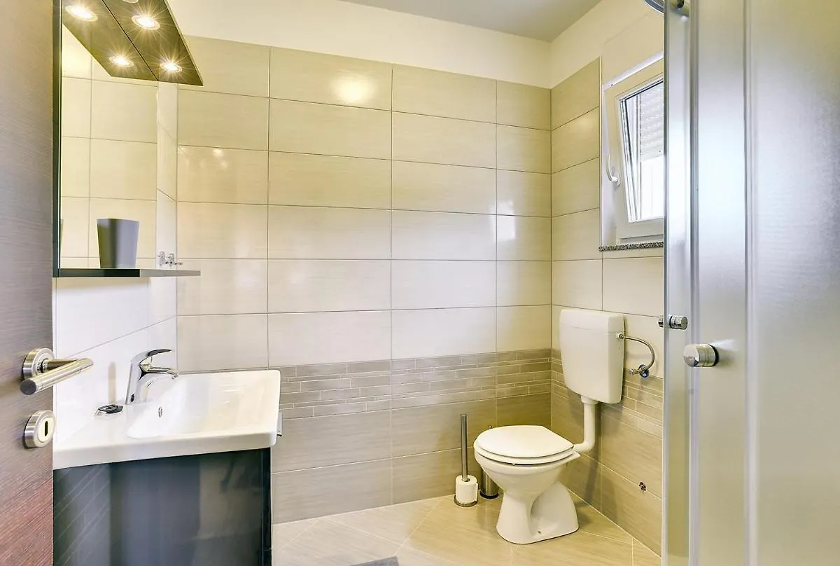 Tatil Evi Villa Kata Krnica Hırvatistan